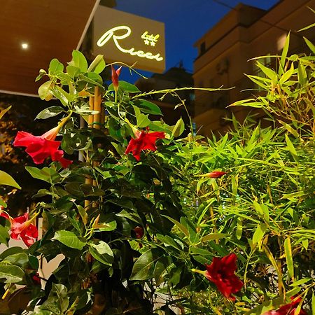Hotel Ricci Rimini Buitenkant foto