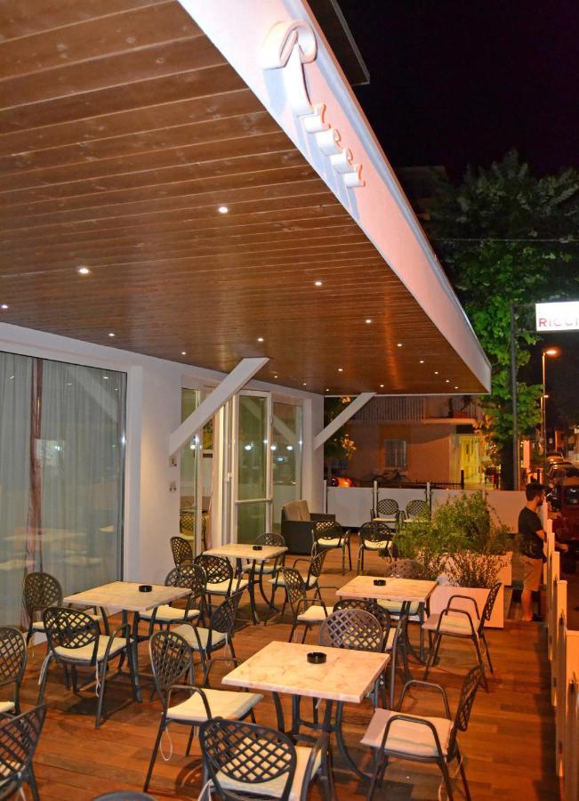Hotel Ricci Rimini Buitenkant foto