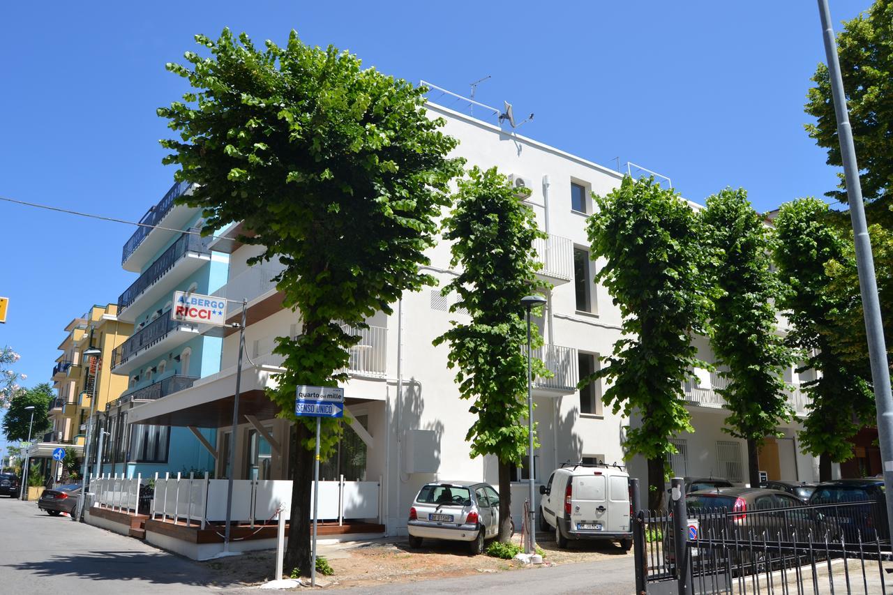 Hotel Ricci Rimini Buitenkant foto