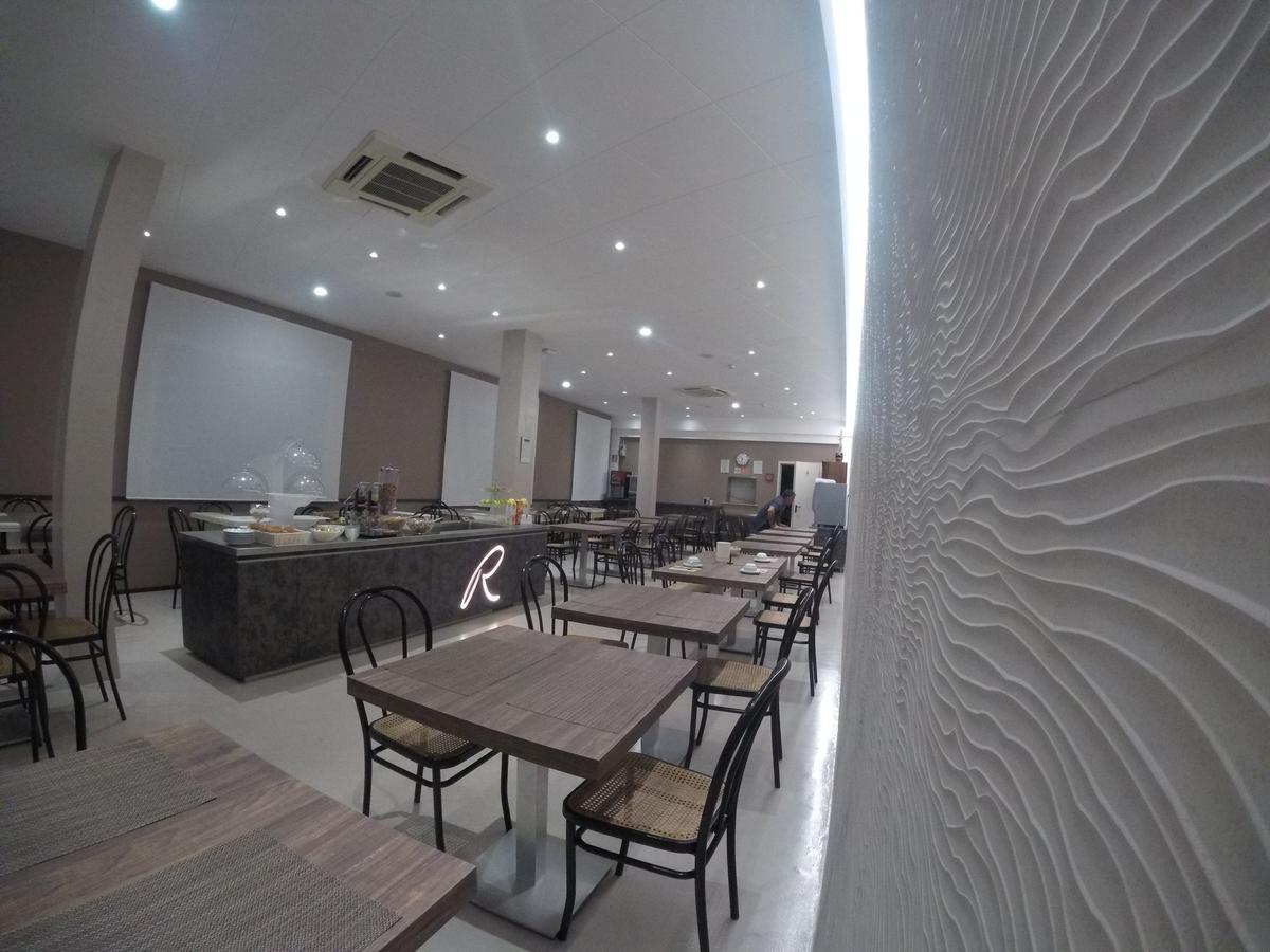 Hotel Ricci Rimini Buitenkant foto