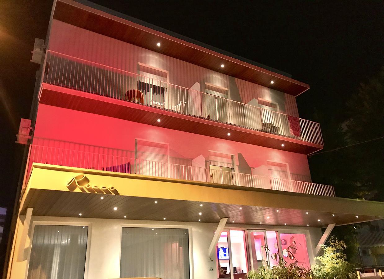 Hotel Ricci Rimini Buitenkant foto
